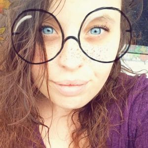 Meet your Posher, Melissa